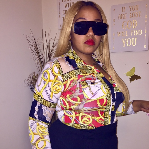 Red Chain Top - Picture 1 of 1